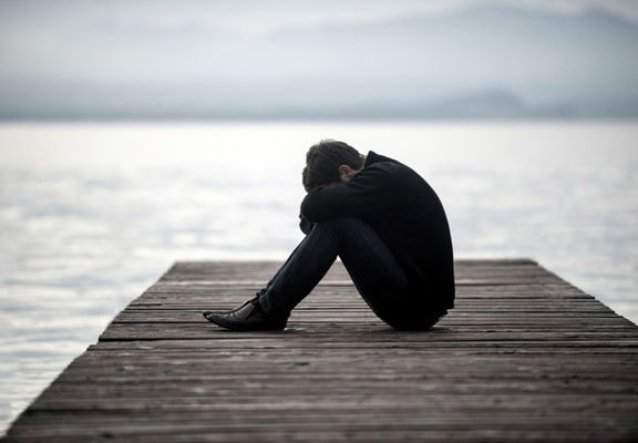 با این روش ها احساس تنهایی را از خود دور کنید