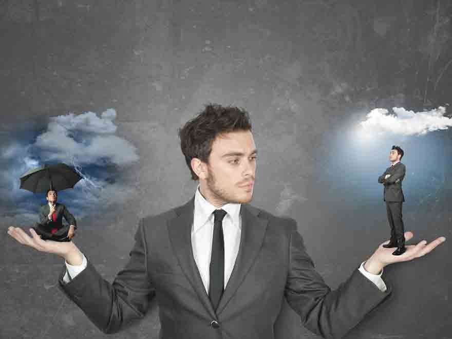 نه شکایت کنید و نه توضیح دهید
