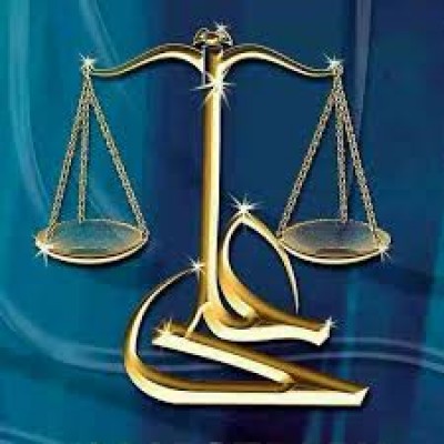 چه کم عادل میان خلقی نمایان