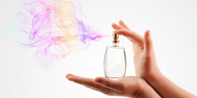 چگونه ماندگاری بوی عطر را زیاد تر کنیم؟