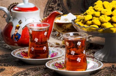 پذیرایی در مراسم خواستگاری